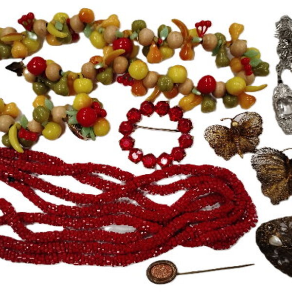 Vintage and antique costume jewelry